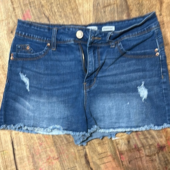 Women's Blue Denim Shorts - Picture 1 of 3